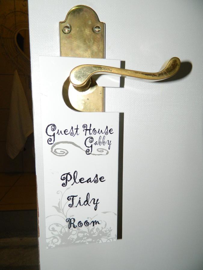 Guest House Gabby Klerksdorp Eksteriør bilde